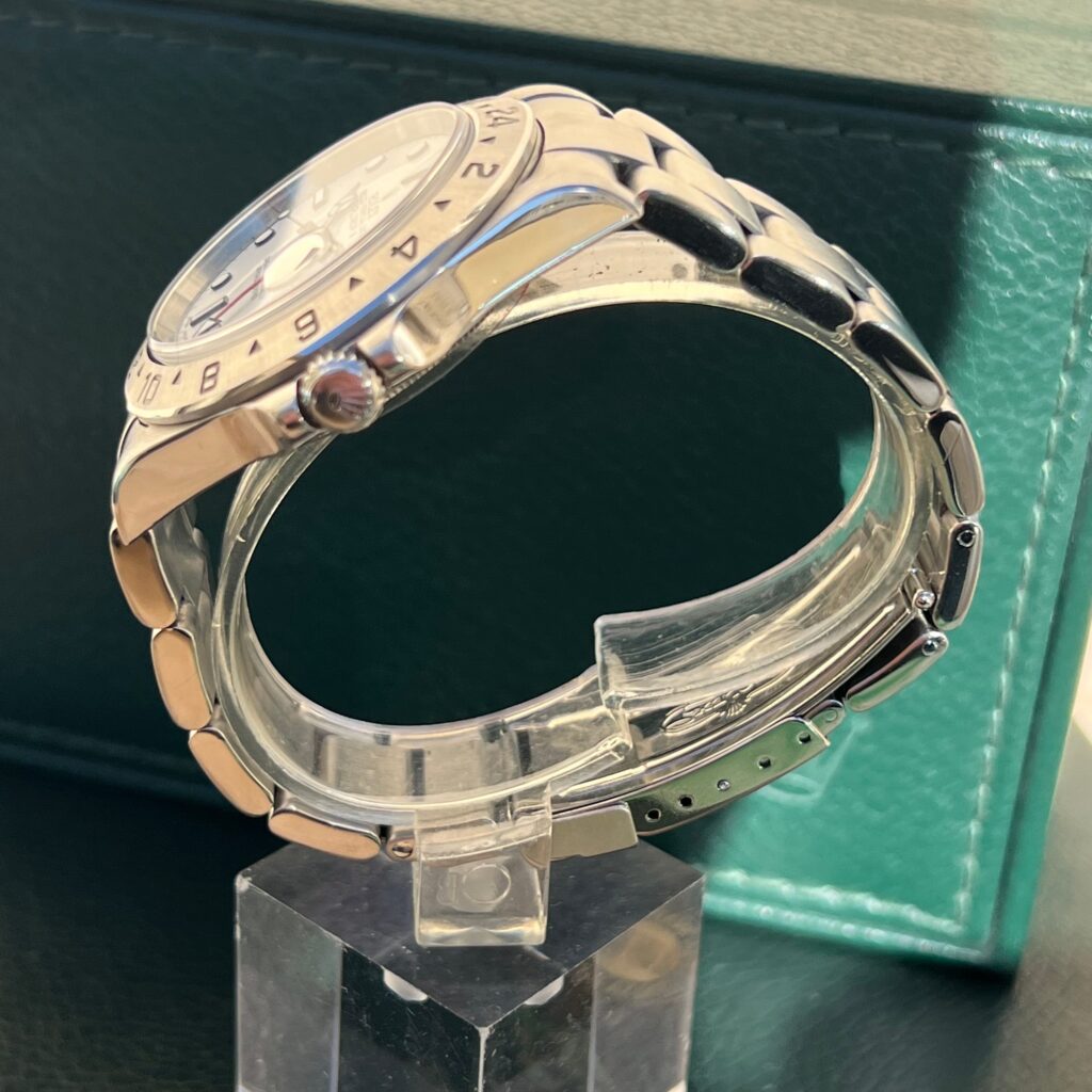 Rolex Explorer II 16570-.