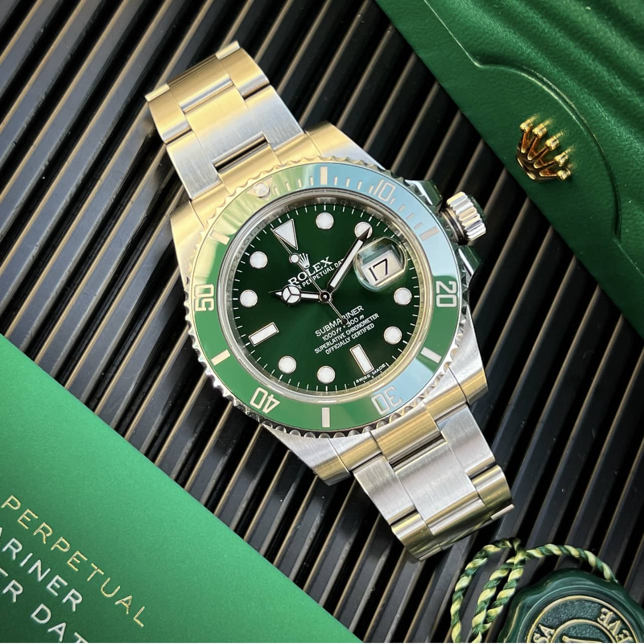 Rolex Submariner Date 116610LV.