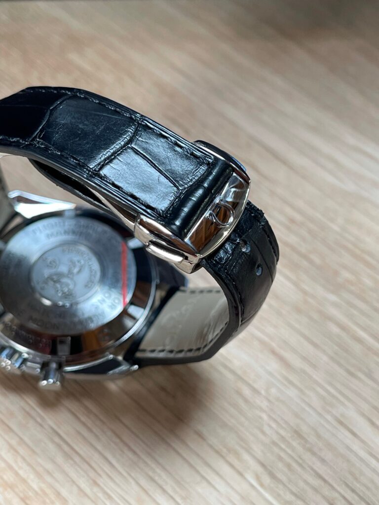 Omega Speedmaster Moonwatch-.