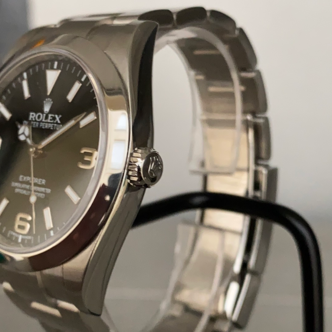 Rolex Explorer 39mm.