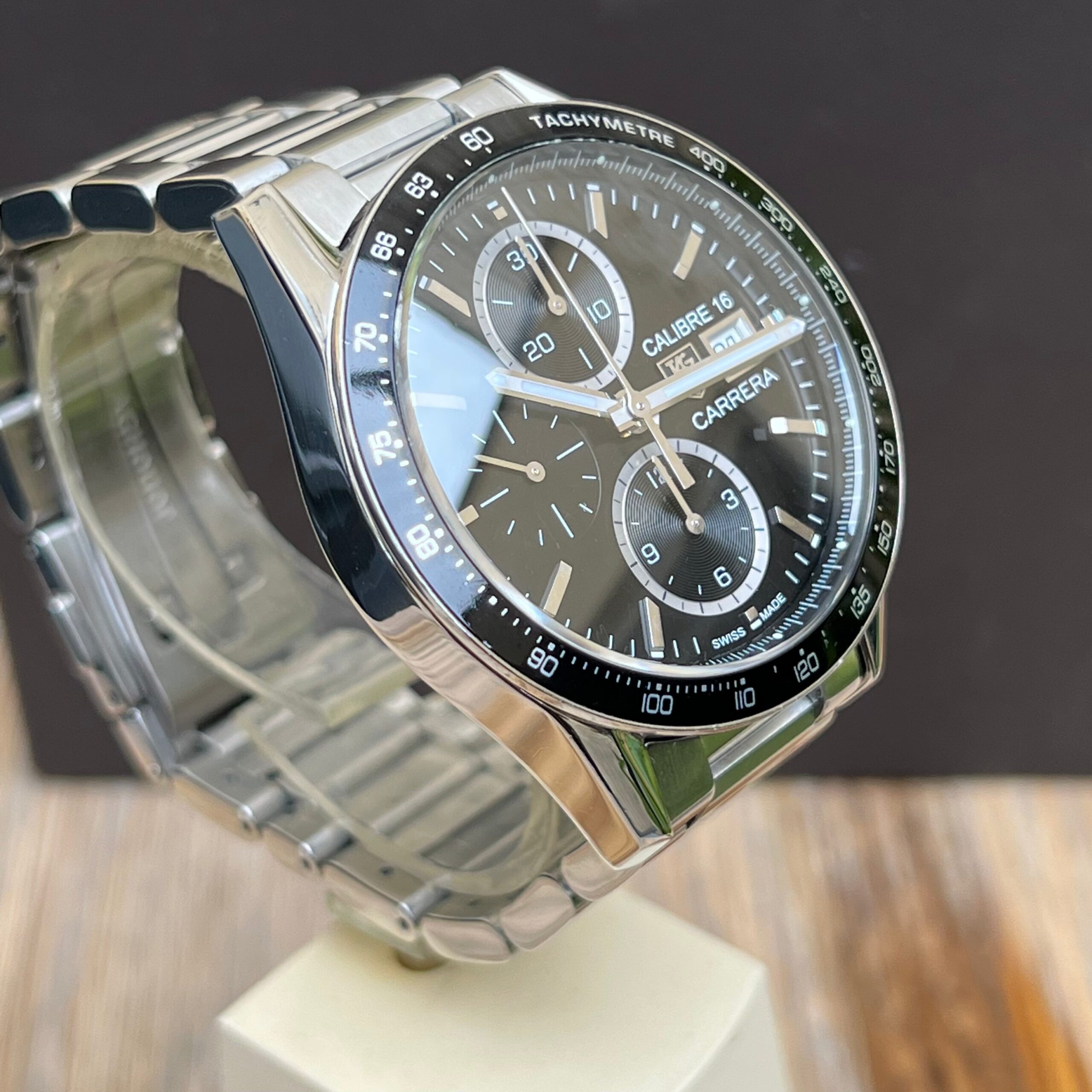 Tag Heuer Carrera Calibre 16 «Fangio»