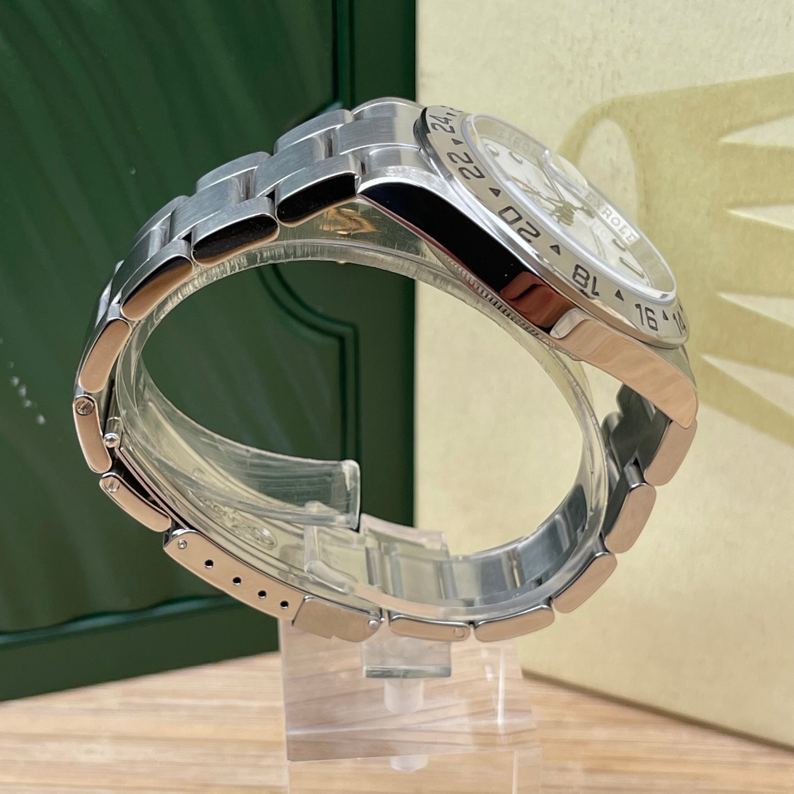 Rolex Explorer II 16570-.