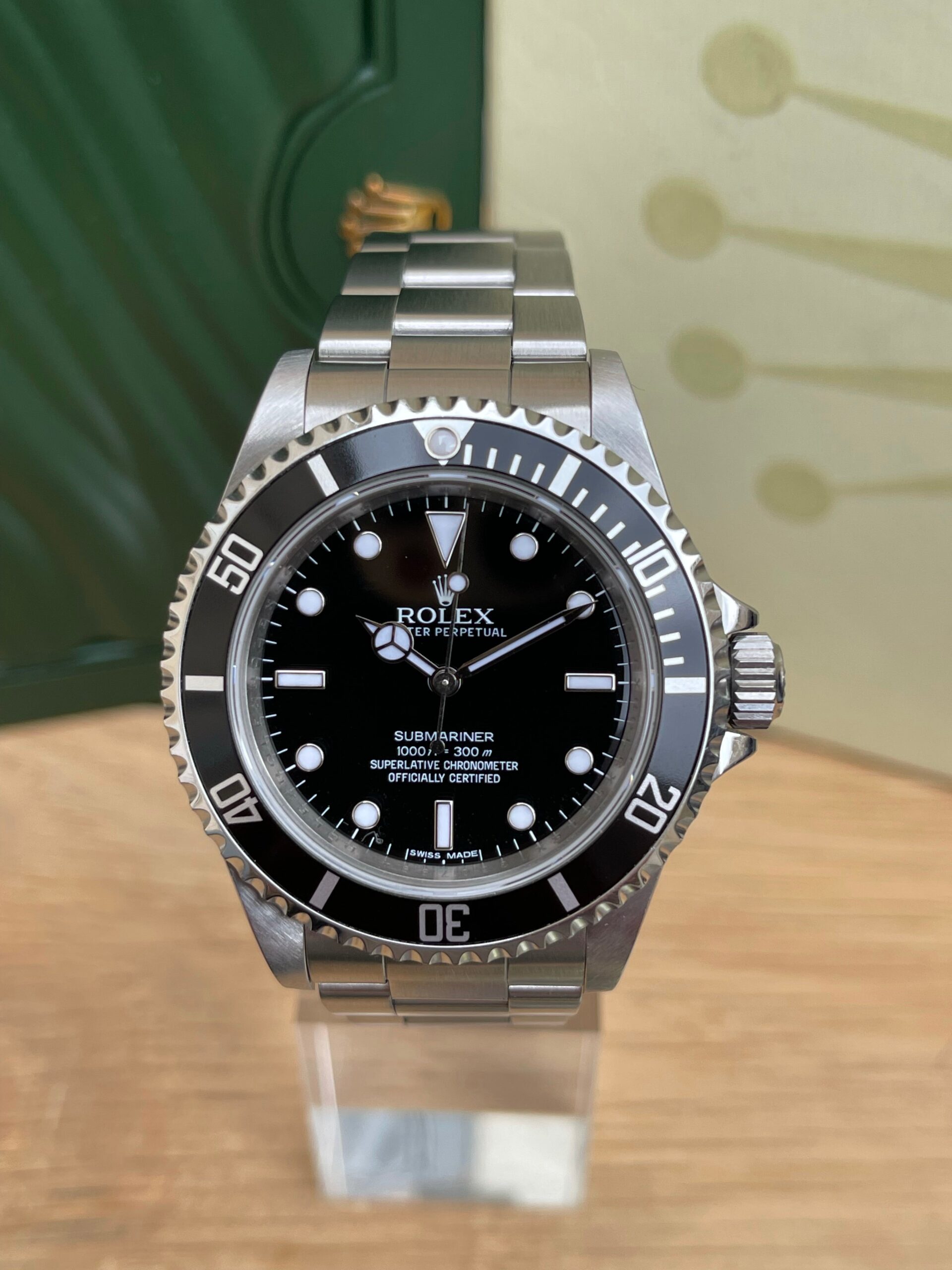 Rolex Submariner no-date 14060M Cosc.