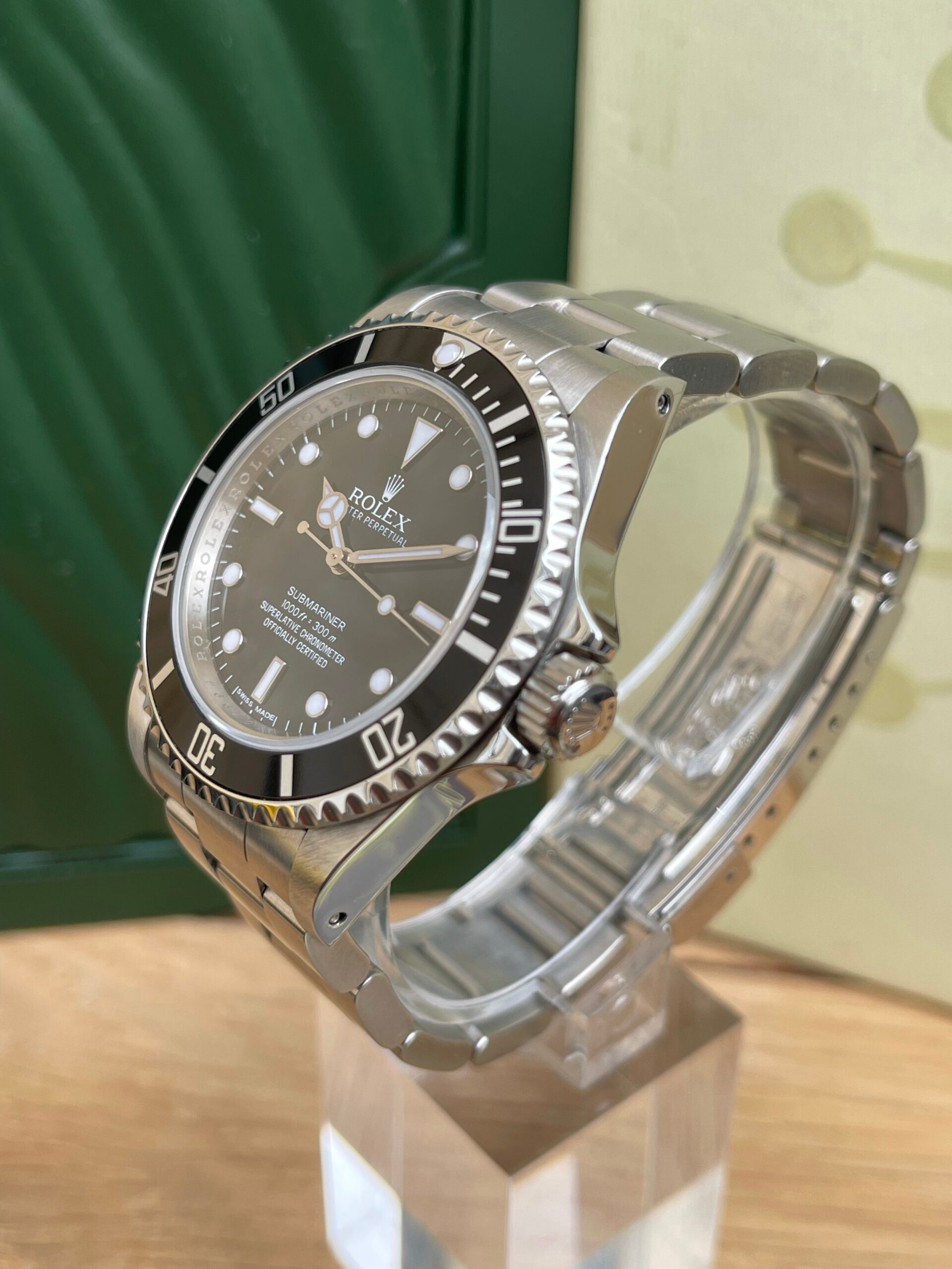 Rolex Submariner no-date 14060M Cosc.