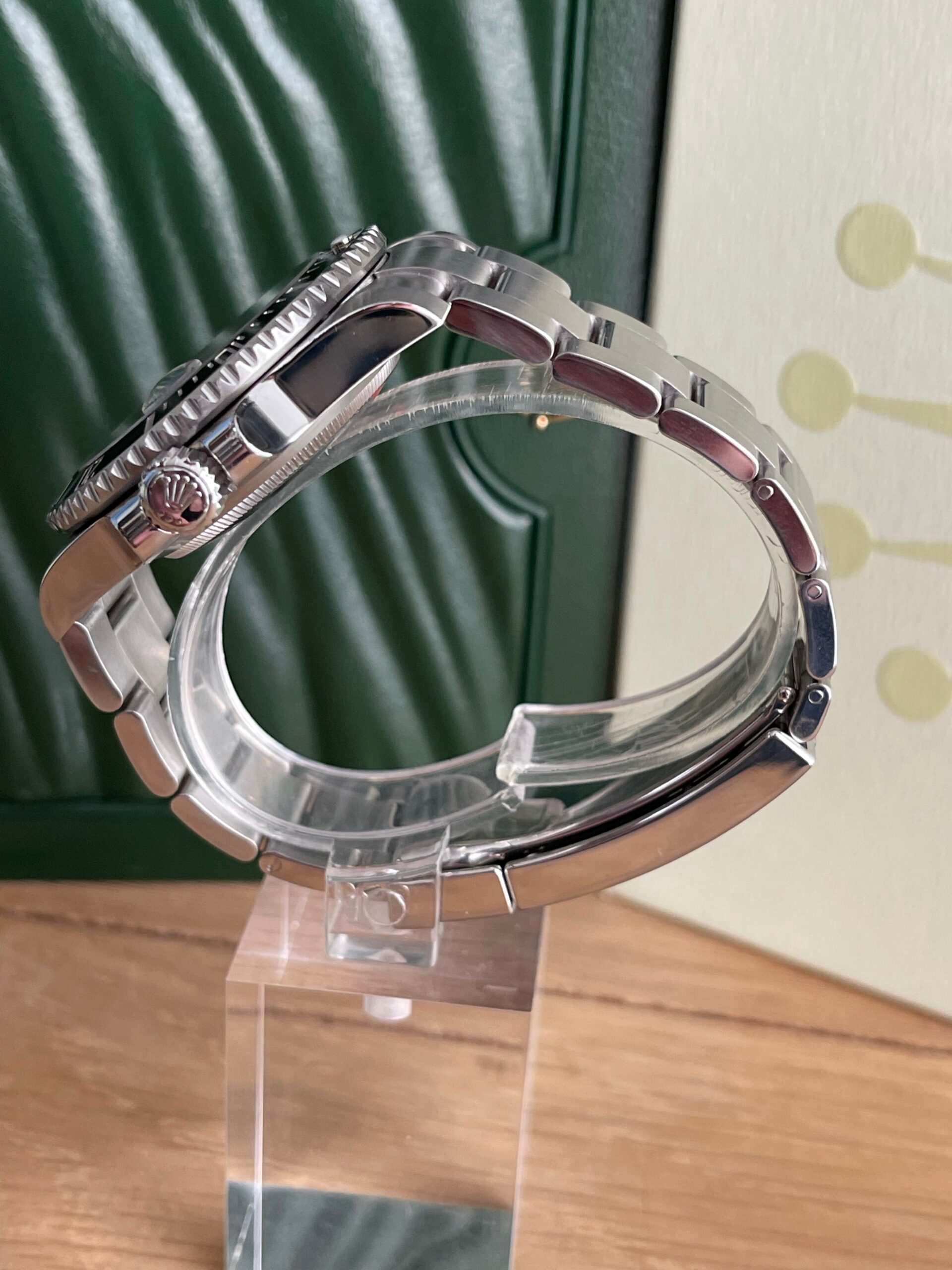 Rolex Submariner Date 116610LN-.