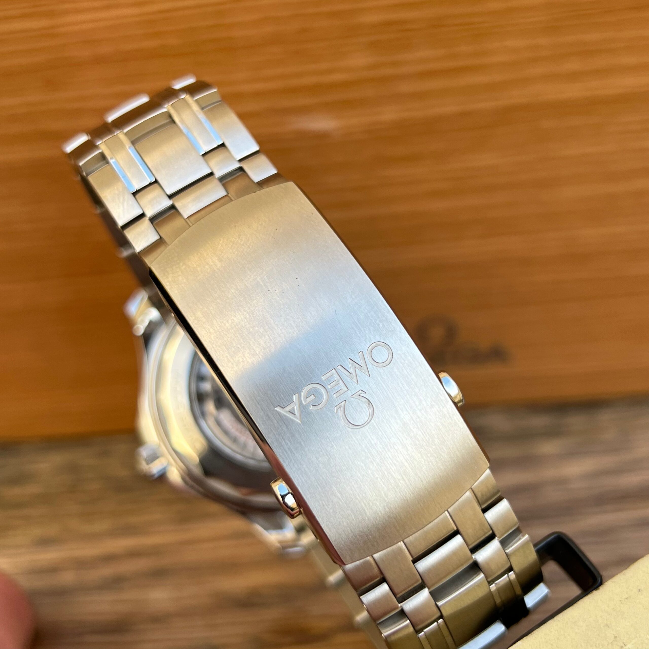 Omega seamaster Diver 300 blue