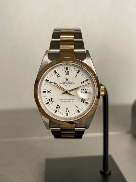 Rolex oyster Date 15203.