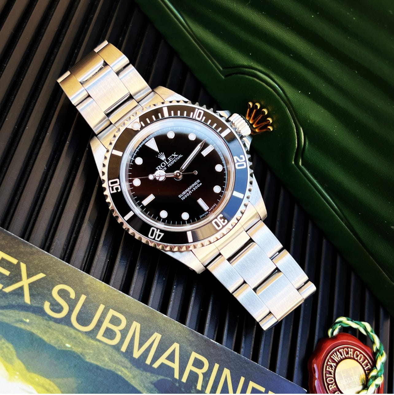 Rolex Submariner no-date 14060M- Rolex Submariner no-date 14060M-