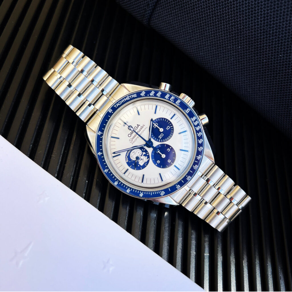 Omega Speedmaster Snoopy