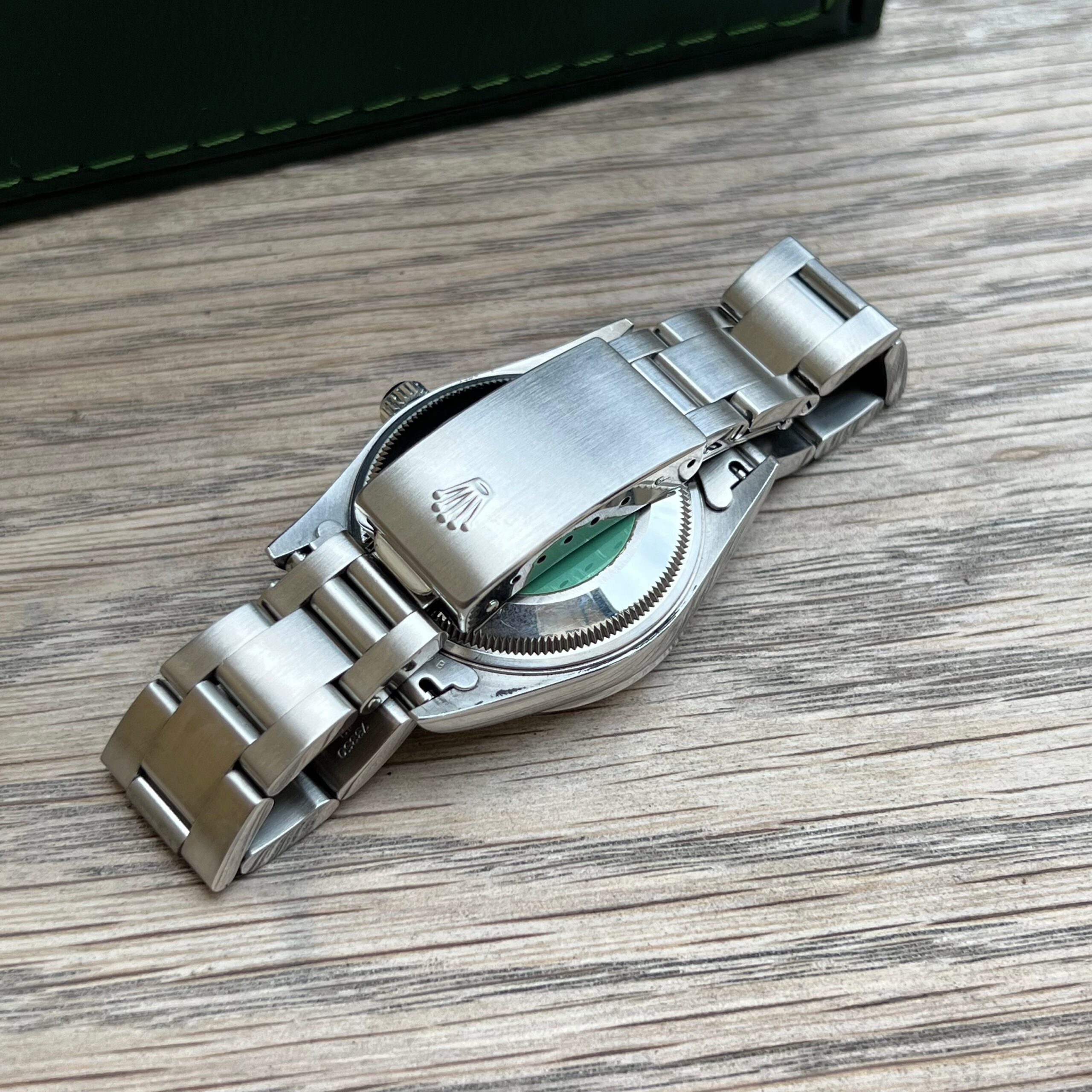 Rolex oyster Date 15200.