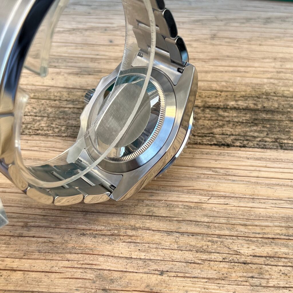 Rolex Submariner No Date 114060..