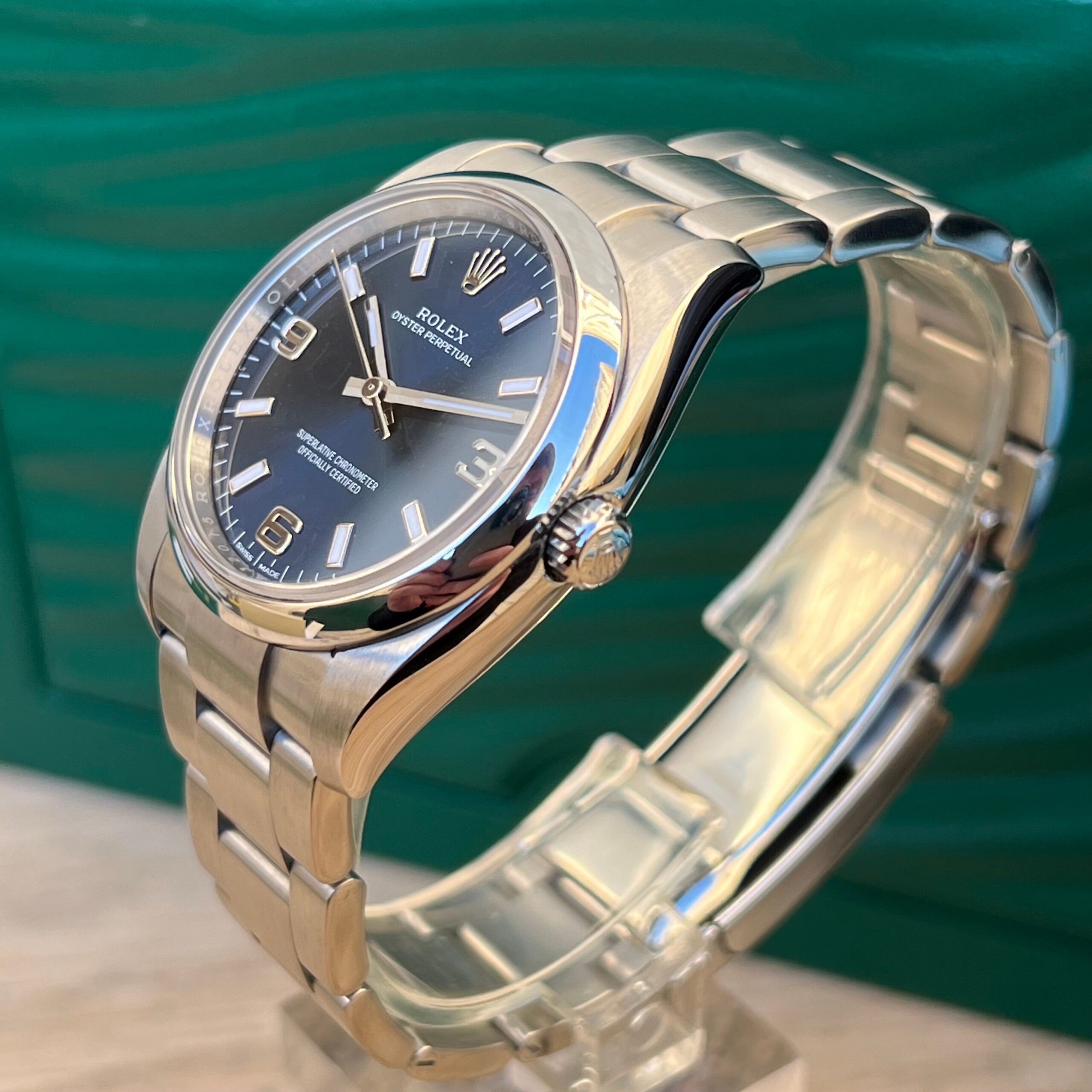 Rolex Oyster Perpetual 114200..