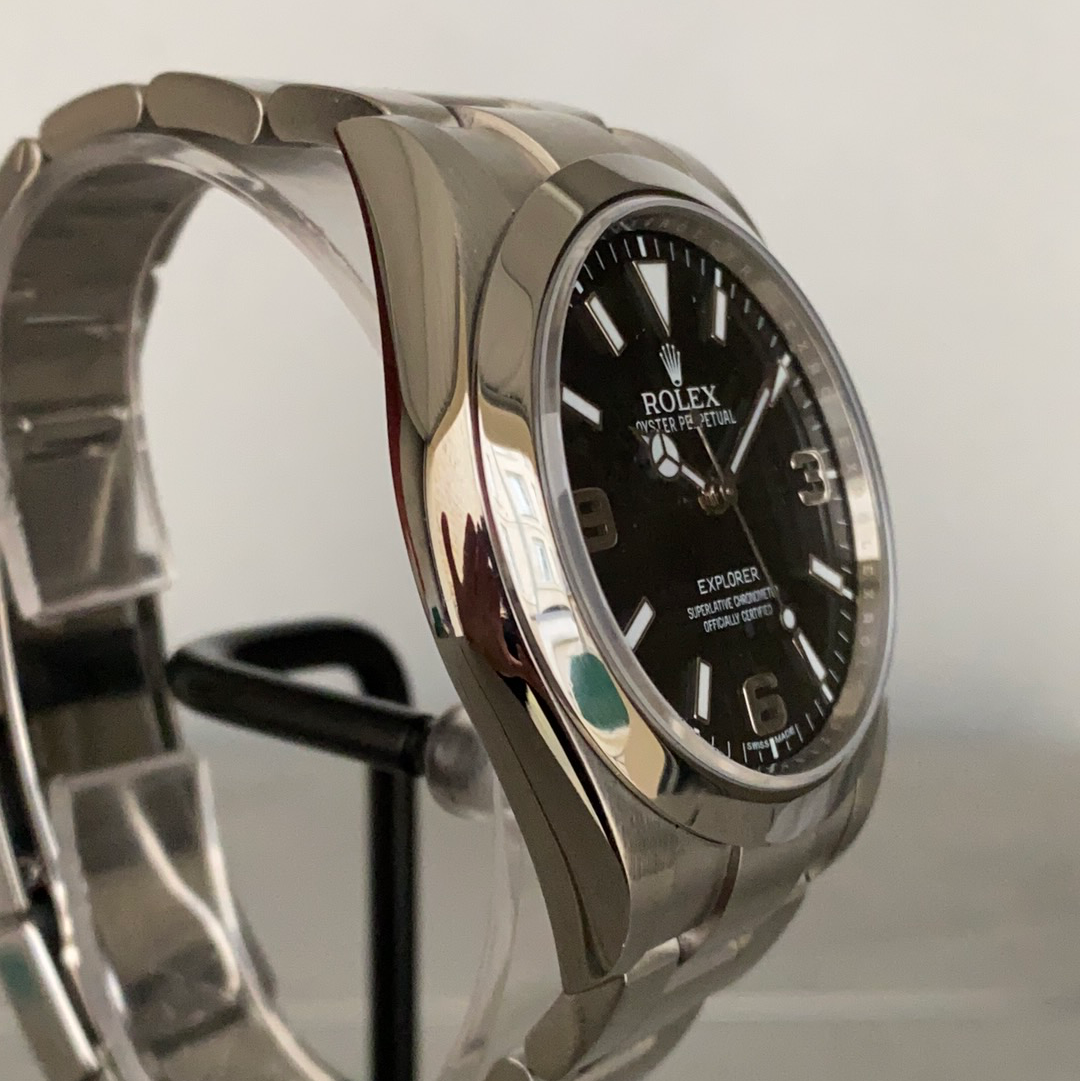 Rolex Explorer 39mm.