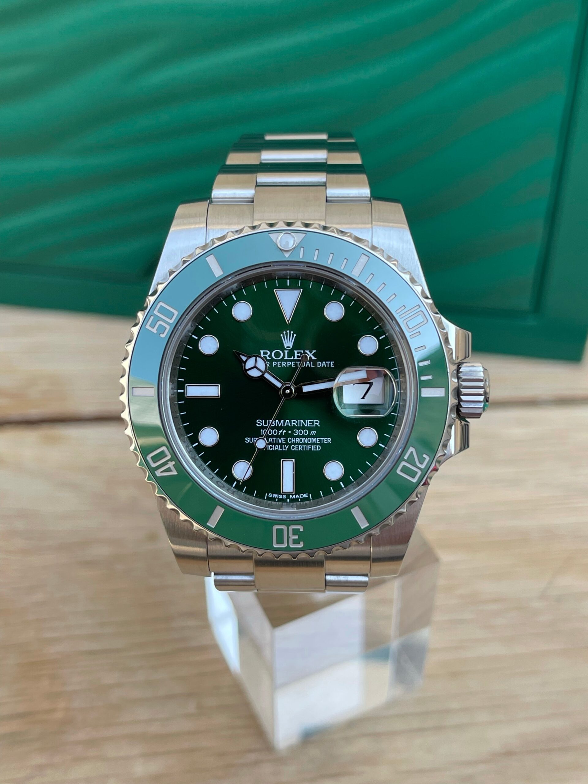 Rolex Submariner Date 116610LV..