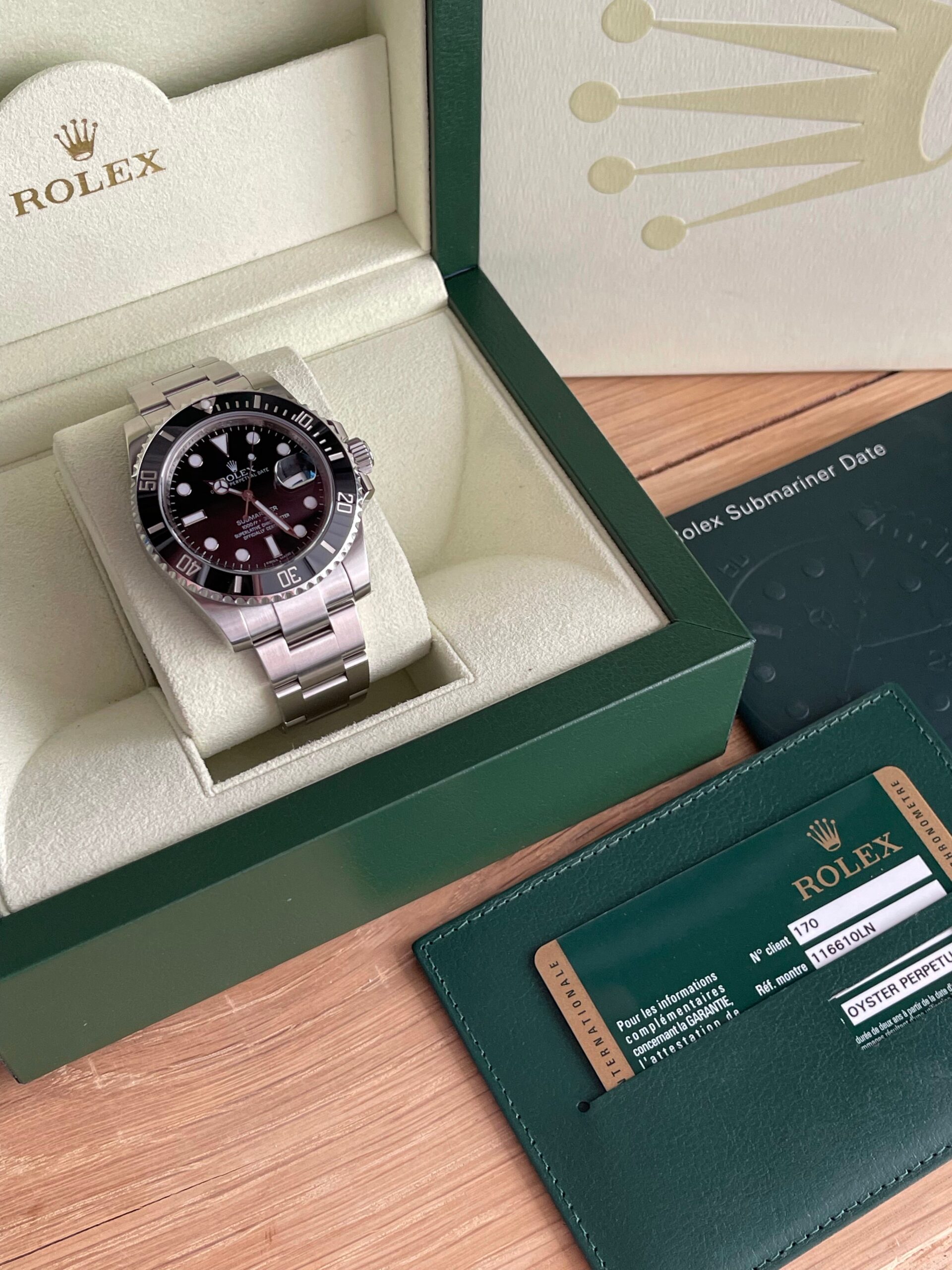 Rolex Submariner Date 116610LN-.