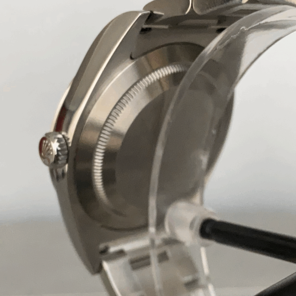 Rolex Explorer 39mm.