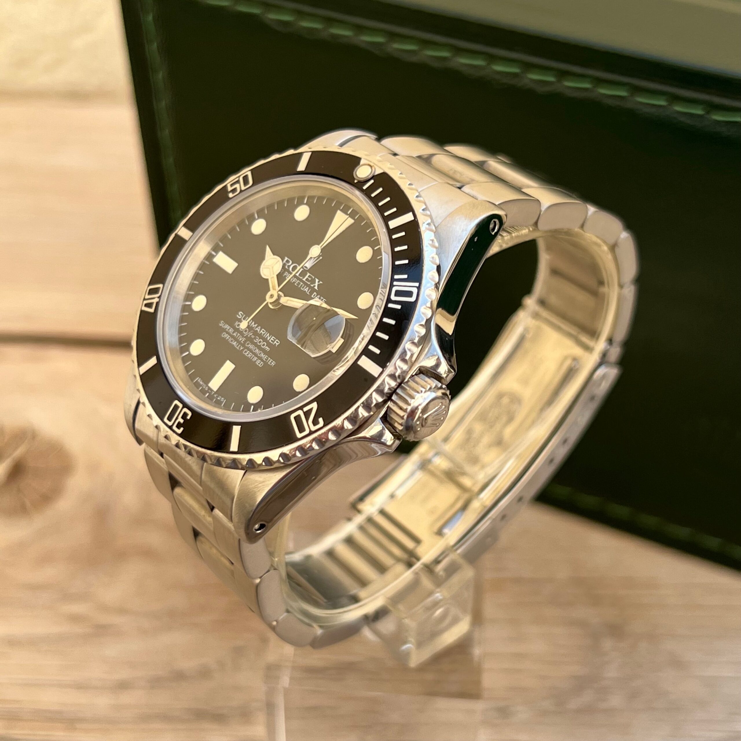 Rolex Submariner Date ref 16800..