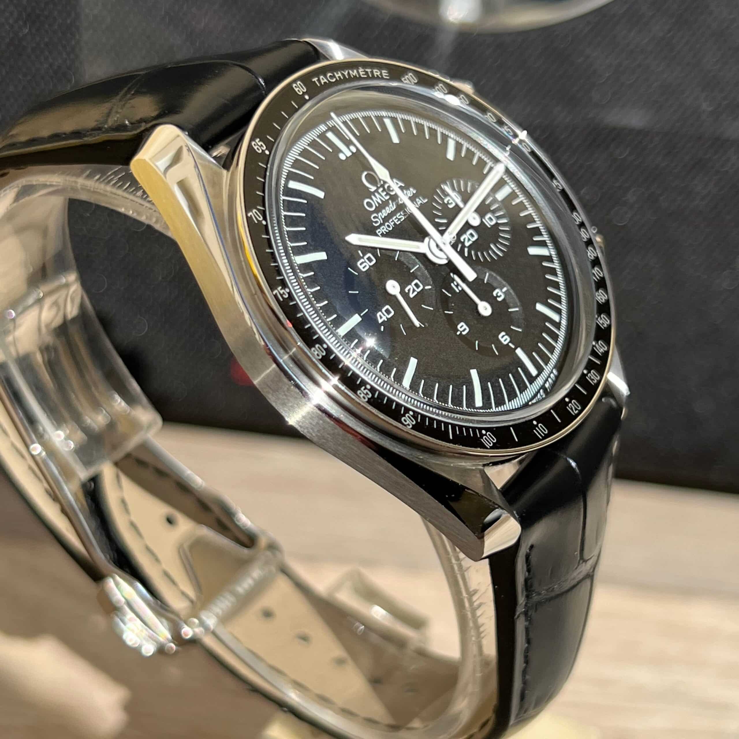 Omega Speedmaster Moonwatch- Omega Speedmaster Moonwatch-.