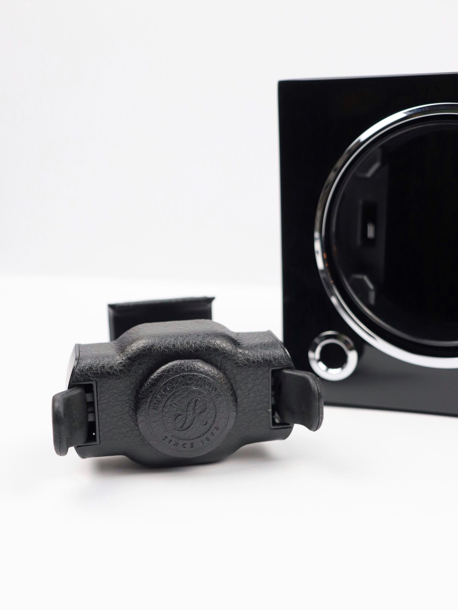 appareil pour remonter les montres