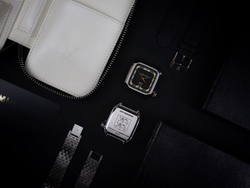 LA PREMIERE MONTRE NORMANDE : March LA.B x TimeKeeping