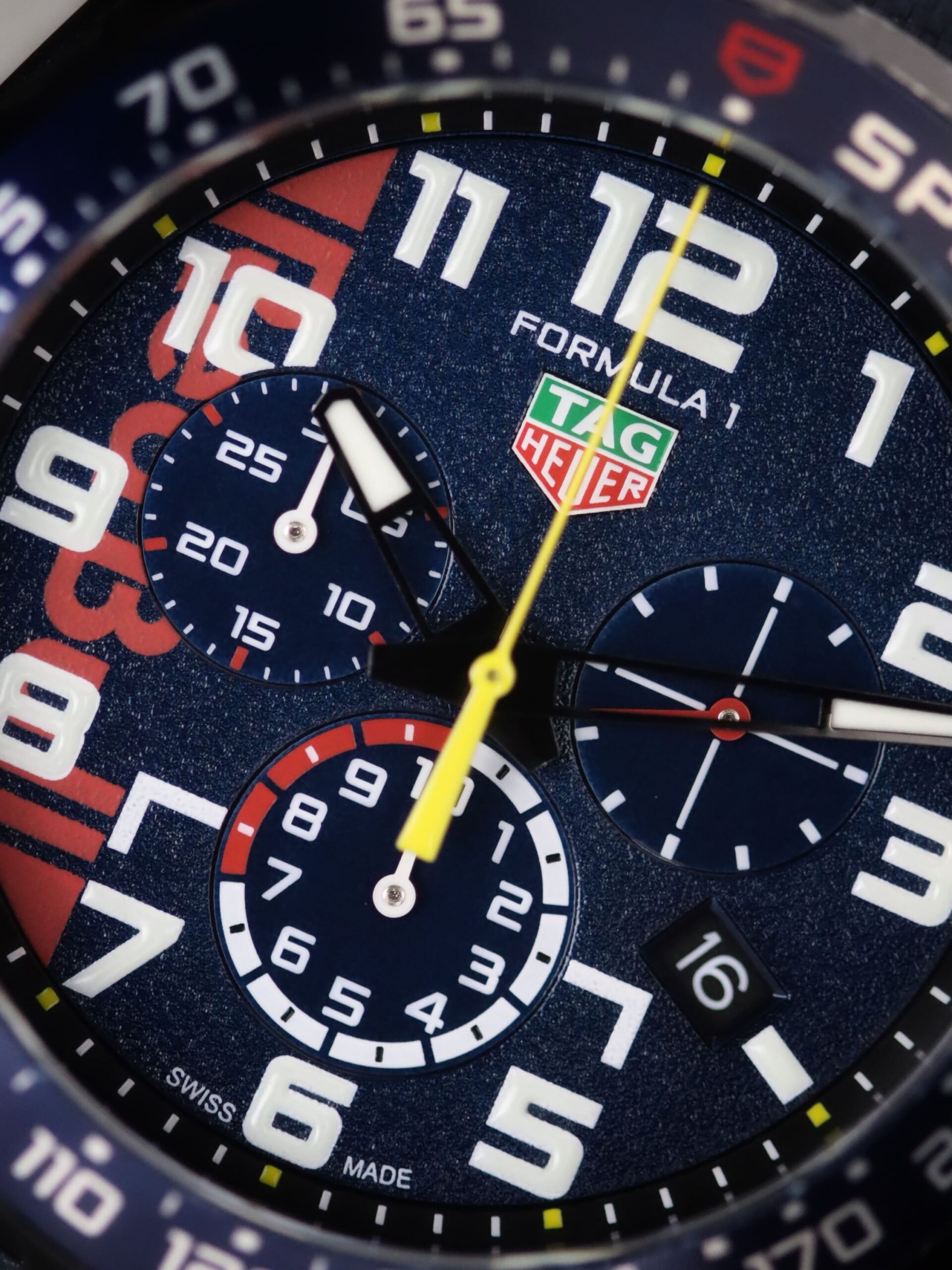 TAG Heuer Quartz Édition Limitée Red Bull Racing