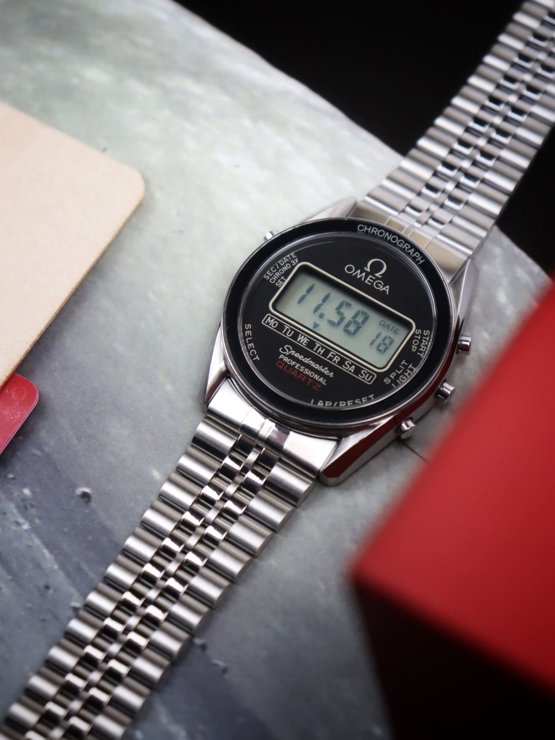 Omega Speedmaster Digital Quartz ref 186.0004
