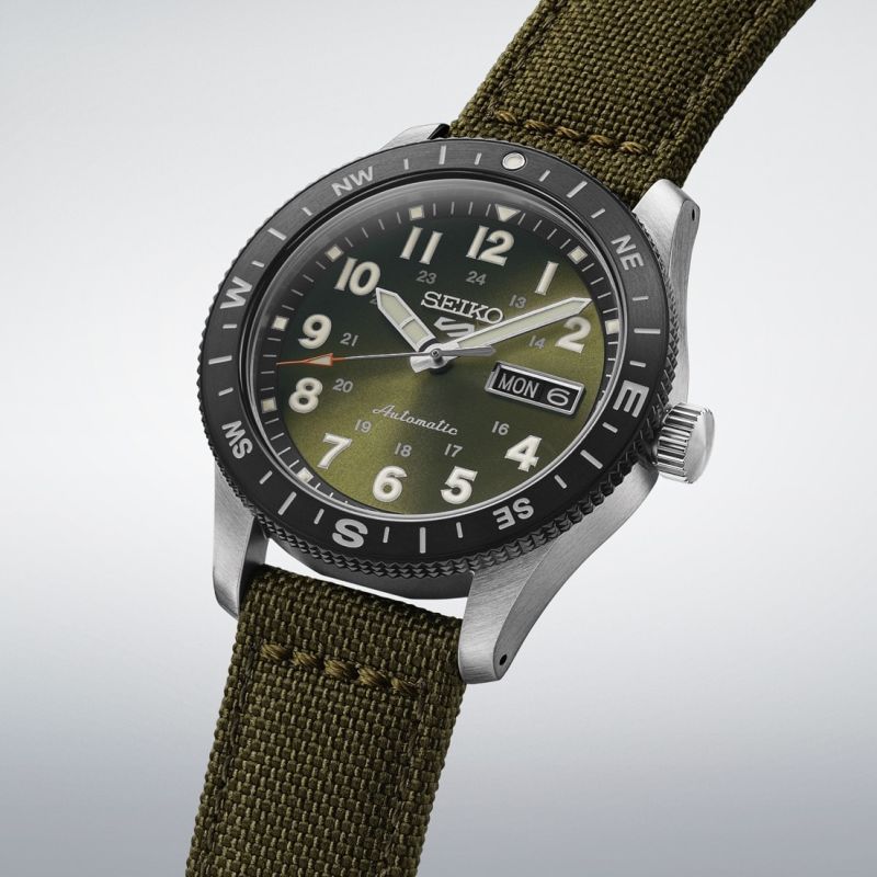 Seiko – 5 Sports Field