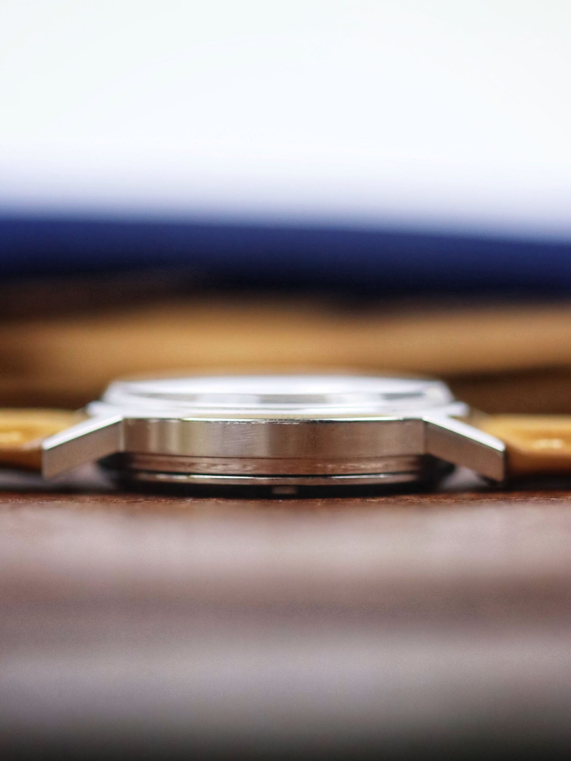 Omega Genève Classic