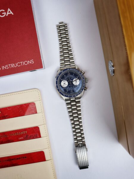 Omega Speedmaster ref 329.30.43.51.03.001