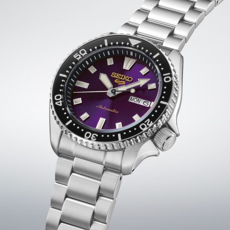 Seiko – 5 SKX Sports Style 145th Anniversary Limited Edition