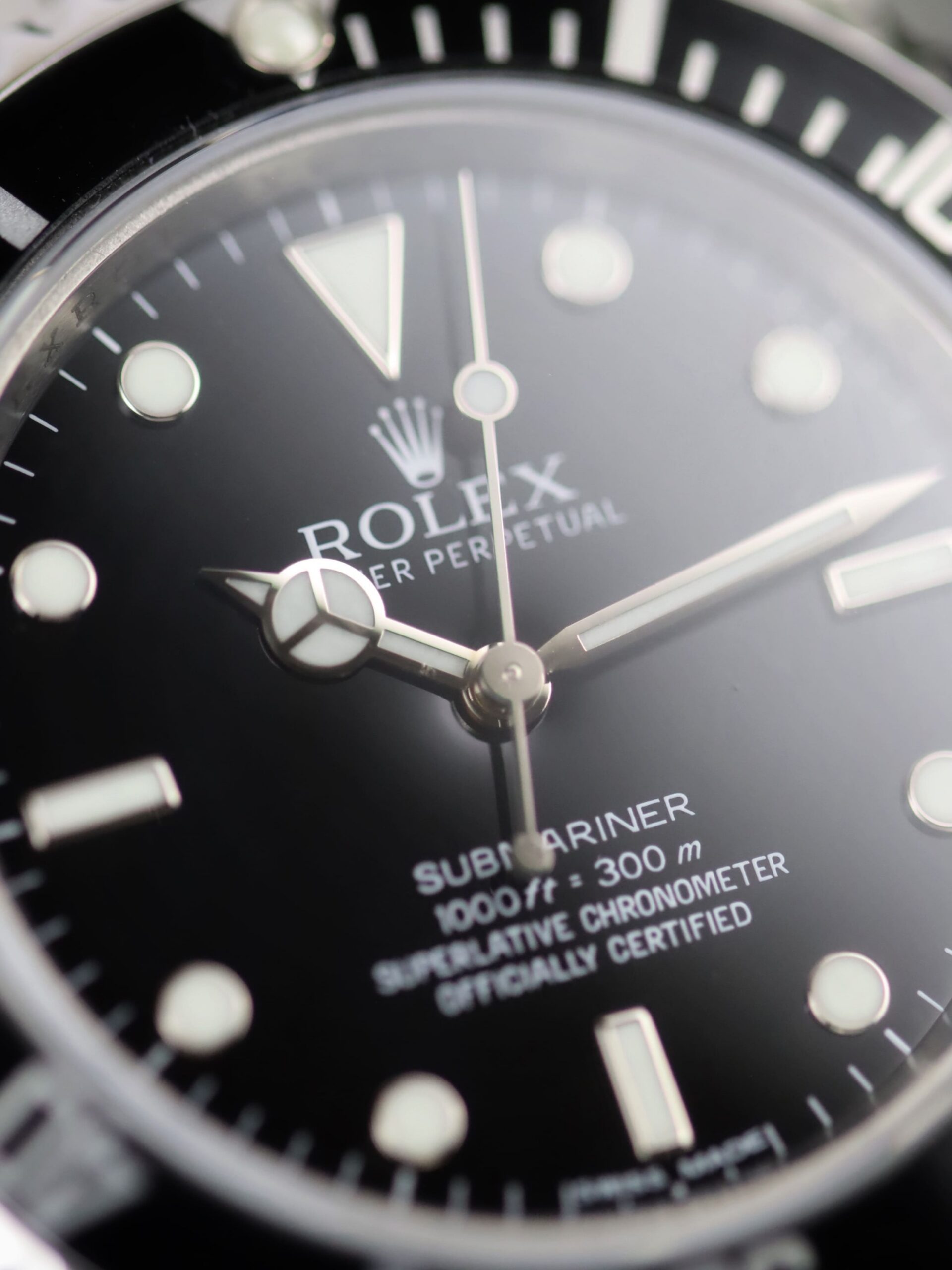 Rolex Submariner no-date ref 14060M