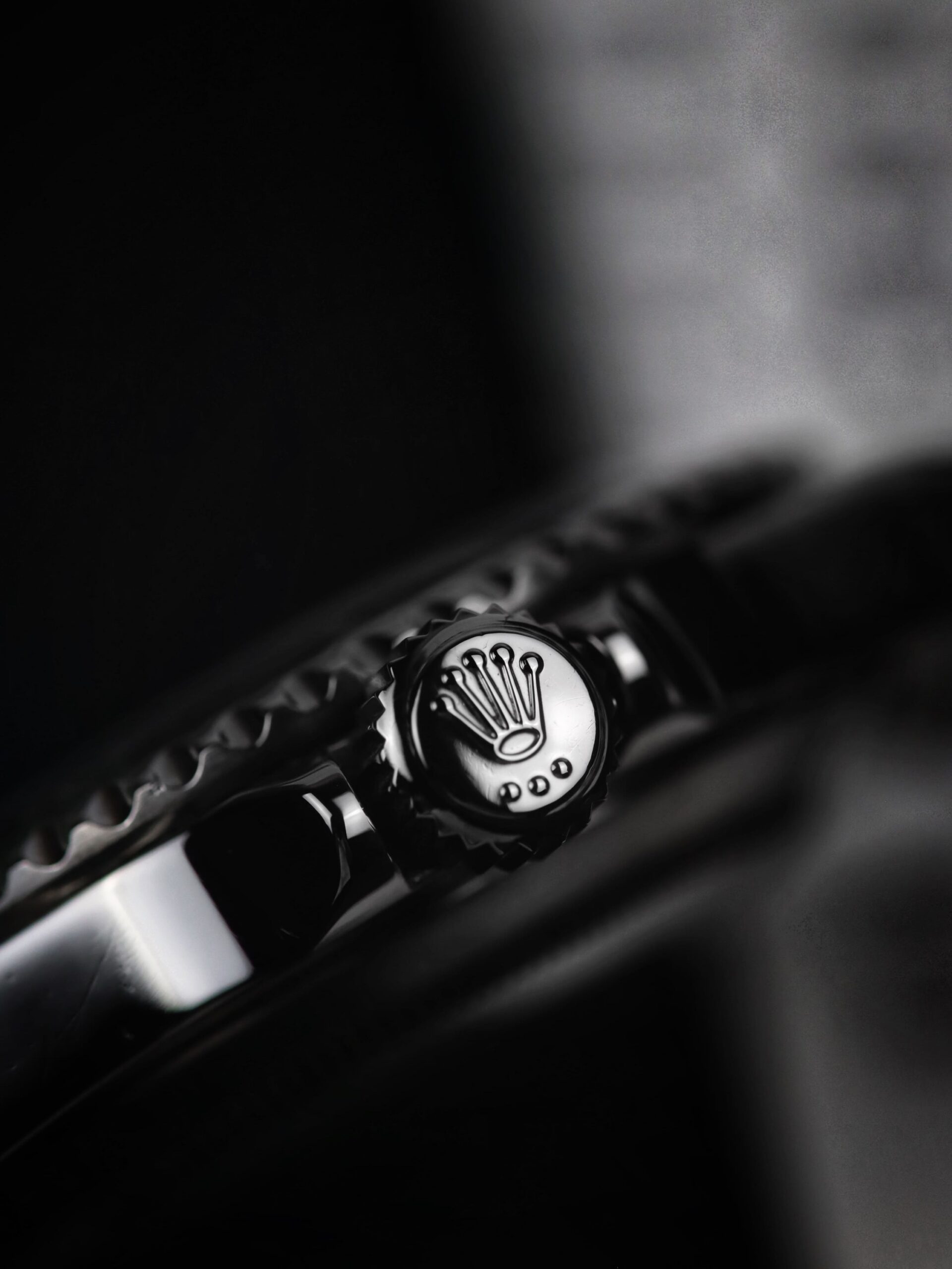 Rolex Submariner no-date ref 14060M