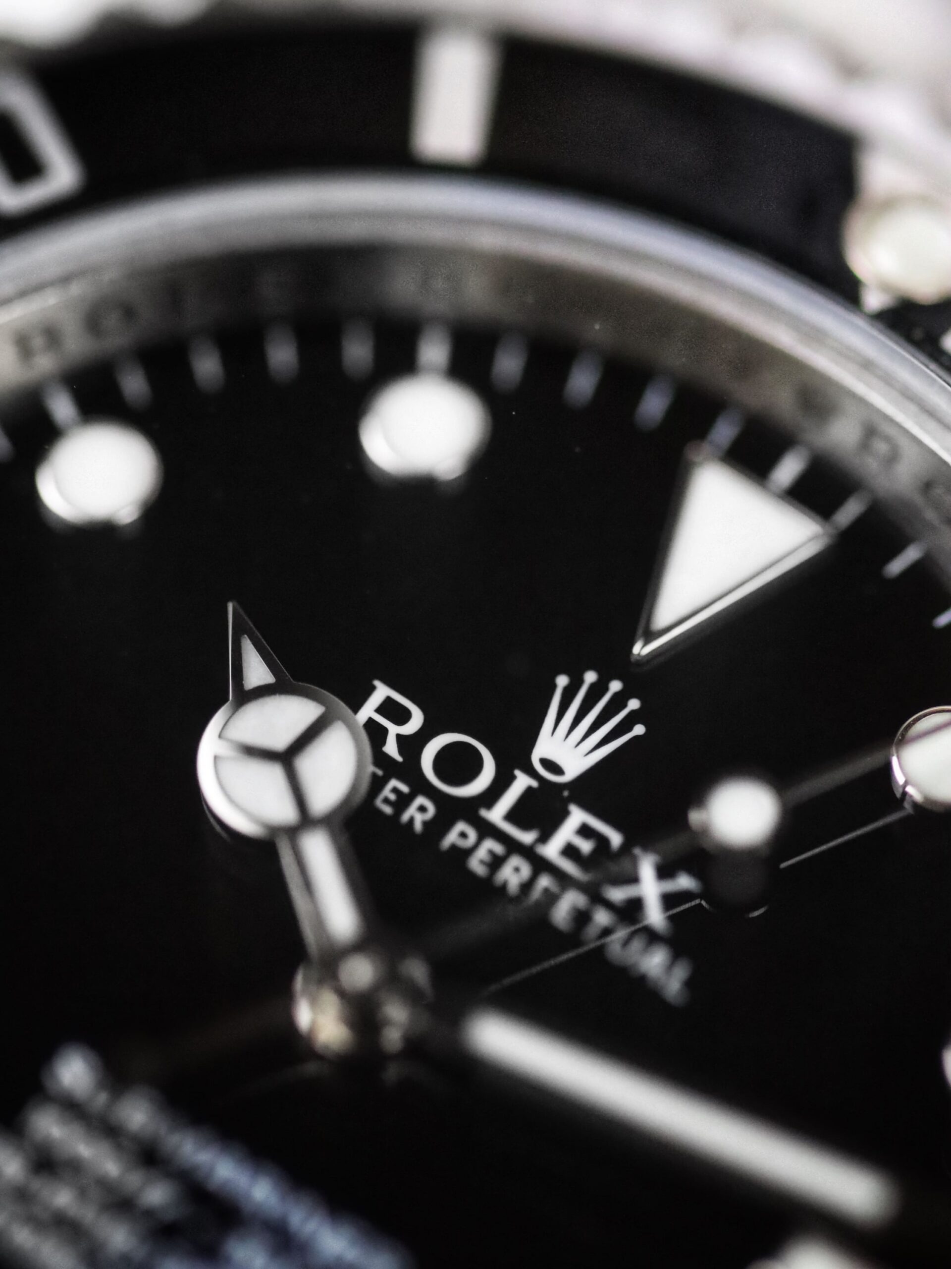 Rolex Submariner no-date ref 14060M