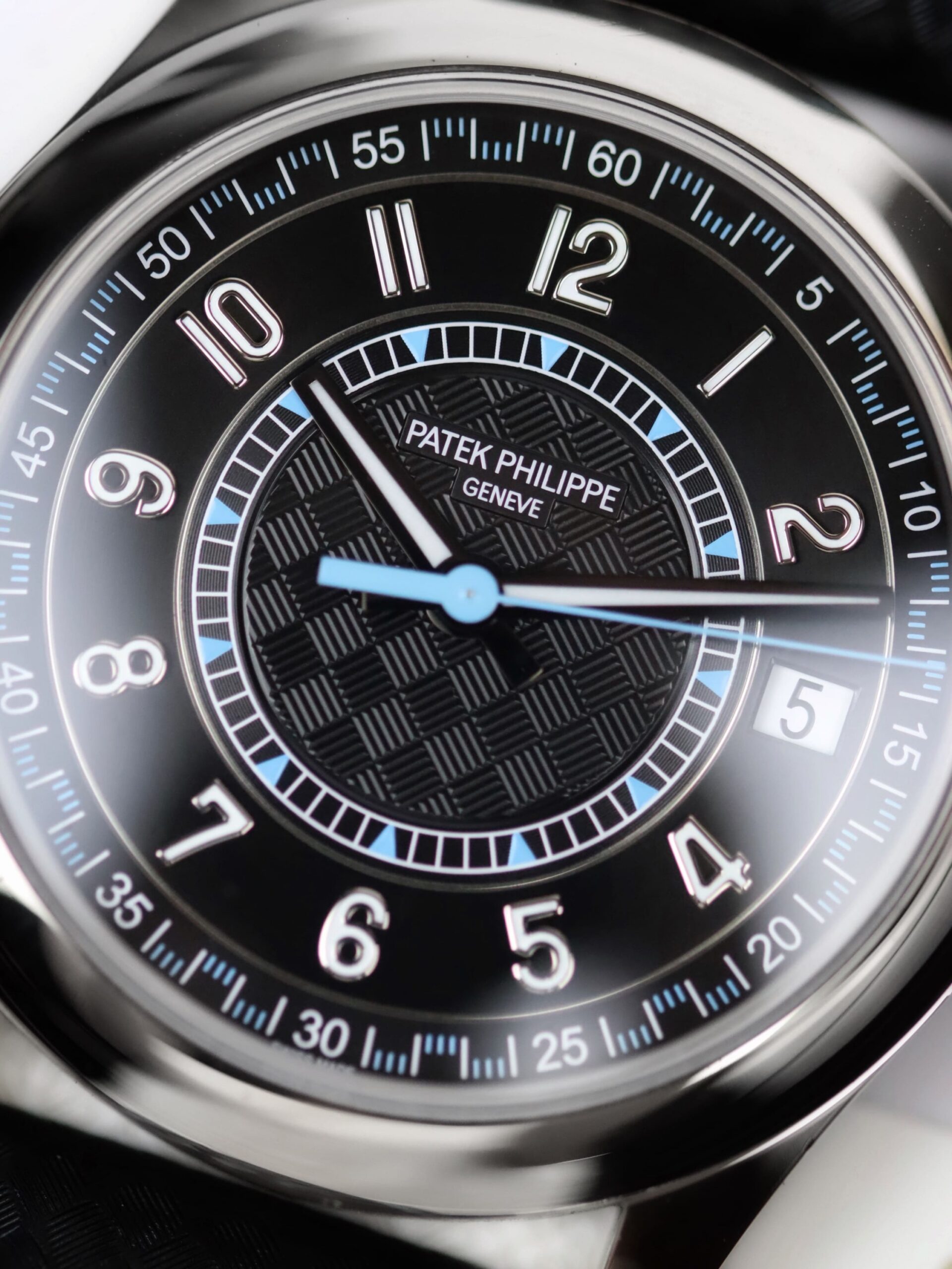 Patek Philippe Calatrava ref 6007G-011